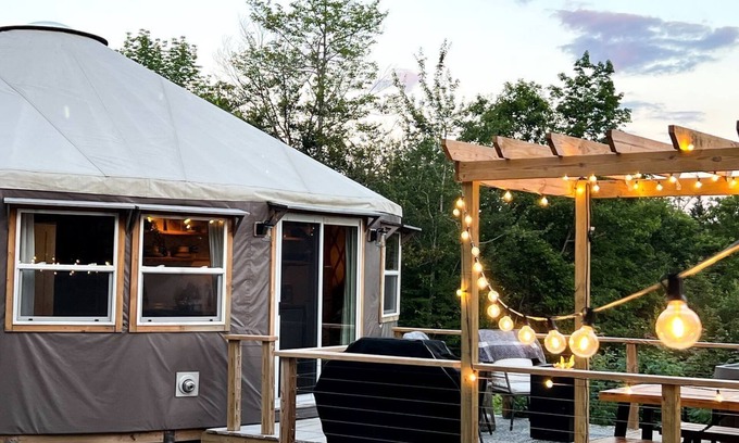 Bryant Pond Casa | Incredible Spacious Yurt with Hot Tub and Fire Pit Surrounded by Nature for an Unforgettable Glamping Experience in Woodstock, Maine
