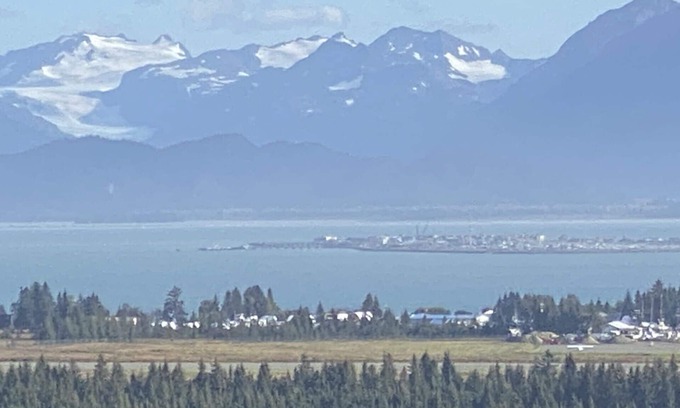 Homer Apartamento | Incredible views in Homer, AK, first floor 2BR/1BA, kitchen, pet friendly
