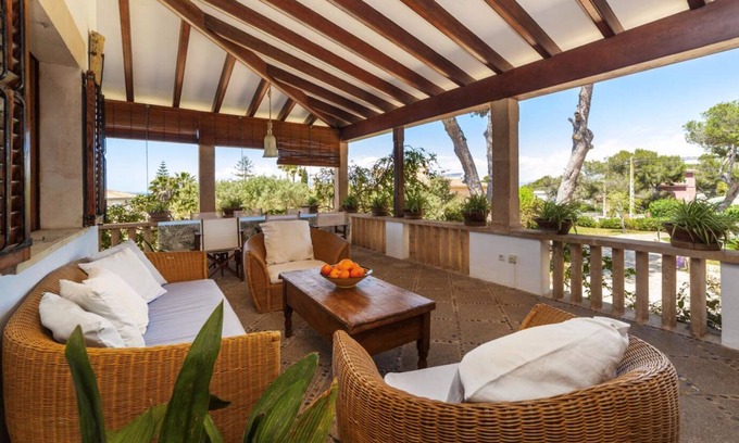 Son Veri Nou Villa | Increíblemente encantadora villa junto al mar de Son Veri