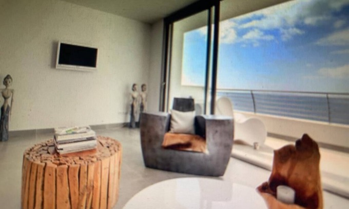 Figueretas Apartamento | Increidable views to the ocean you will have the feeling to be in a boat.