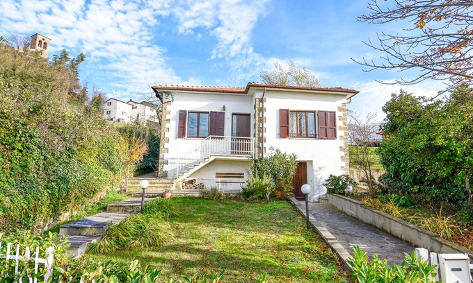 Perticara Casa | Villa Bruna en Montefeltro, WIFI GRATUITO, jardín, a solo 40 minutos de Rimini