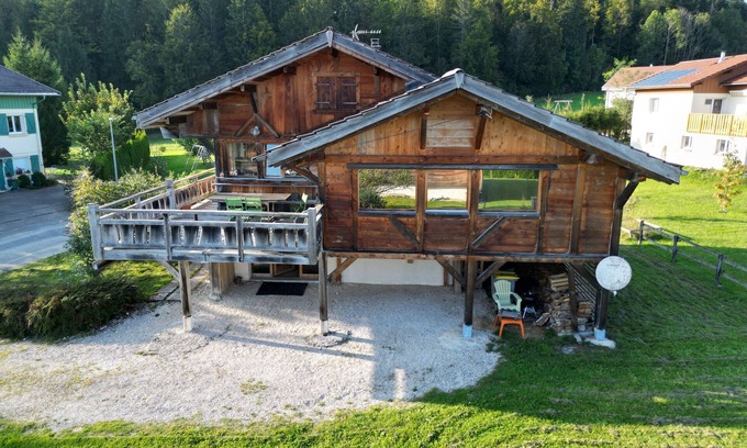 Saint-Point-Lac Chalet De Esquí | Chalet independiente de 4 dormitorios, 7 personas, 10 anticipos