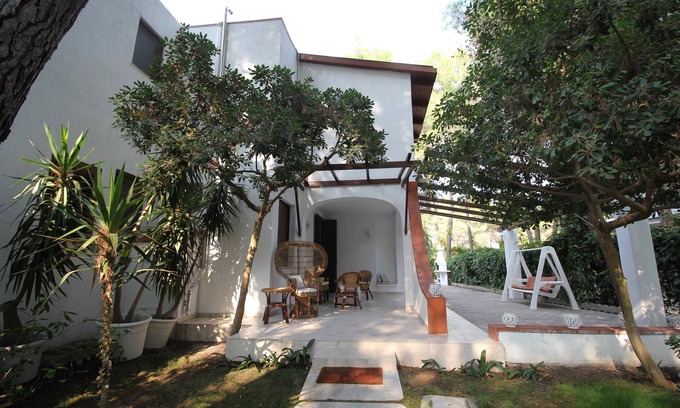 Castellaneta Marina Villa | Villa independiente para familias que buscan grandes espacios, relajación y mar.