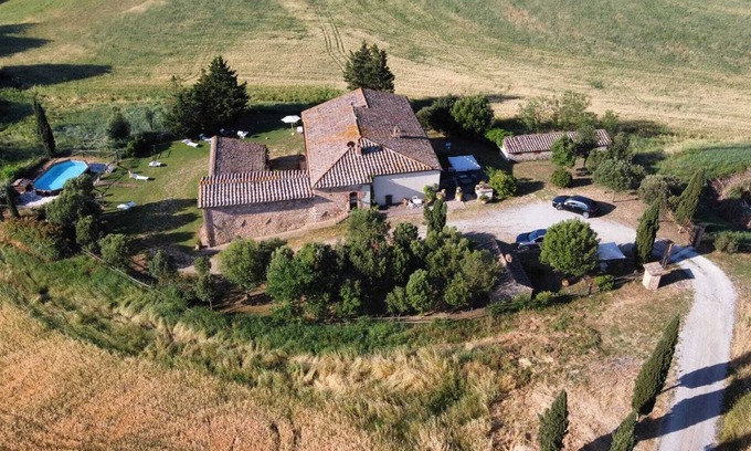 San Giovanni d'Asso Villa | CHALET INDEPENDIENTE CON PISCINA EN EL CORAZÓN DE TOSCANA