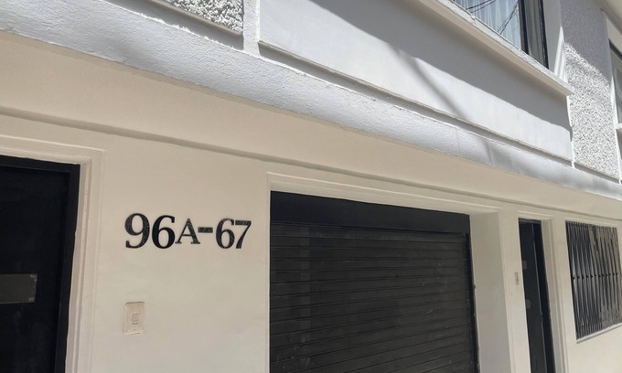 Fontibon Apartamento | Apto Estudio Independiente aprovecha 2x1 perfecto para Viajeros o Ejecutivos