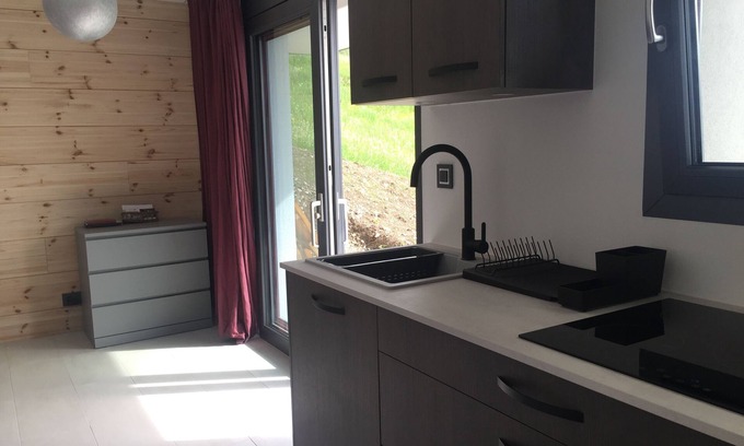 Bas-Intyamon Apartamento | Independent studio with terrace and magnificent view on the mountains