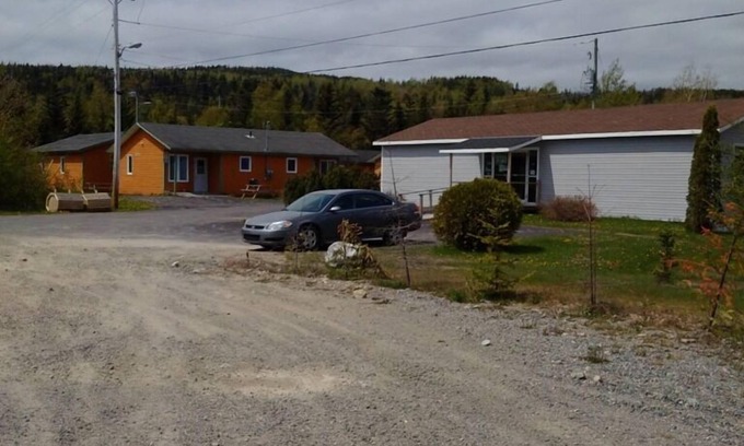 Indian Bay Complejo | Indian Bay Cottages Cottage, Ven libro hoy