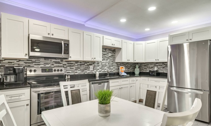 Indian Rocks Beach Apartamento | Indian Rocks Beach Retreat: Walk to Beaches!