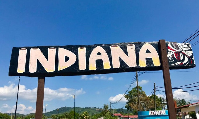 Lubok Buaya Cama Y Desayuno | Indiana Cafe & Dorm