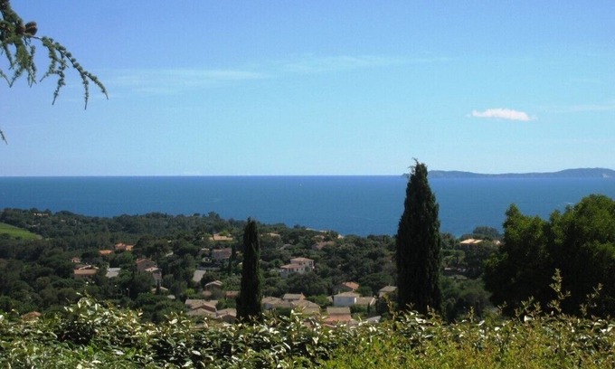 Bezengi Casa | Individual farmhouse in a domain with swimming pool and tennis court