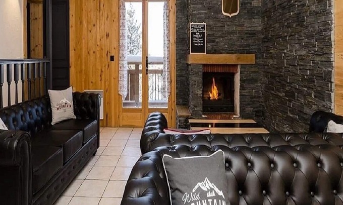 Plagne 1800 Chalet De Esquí | INDIVIDUAL CHALET WITH JACUZZI PLAGNE 1800 300M FROM THE SLOPES
