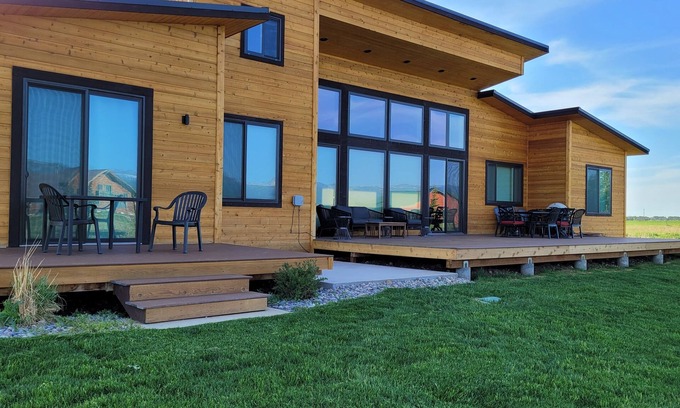 Driggs Casa | Indoor/Outdoor Living with 4-Peak Teton View