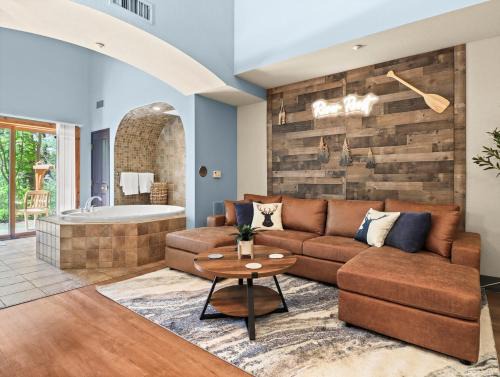 Wisconsin Dells Apartamento | Indoor Water Park - Game Rm - Mins to Downtown - Jacuzzi