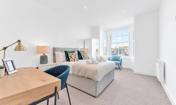 Rye Apartamento | Indulge in Space & Style: Comfy 1-Bed Flat in Rye