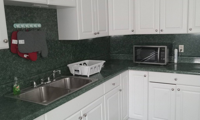 Fultondale Casa | InExpensive Estates, LLC Quiet Cost Efficient Lodging for Traveling