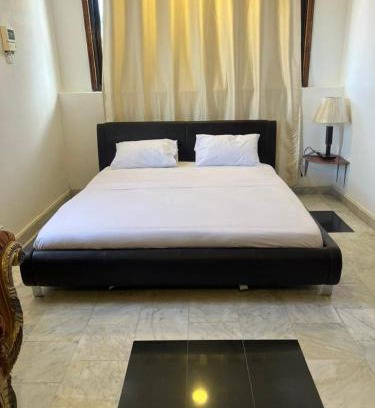 Msasani Cama Y Desayuno | Infinite estate ltd