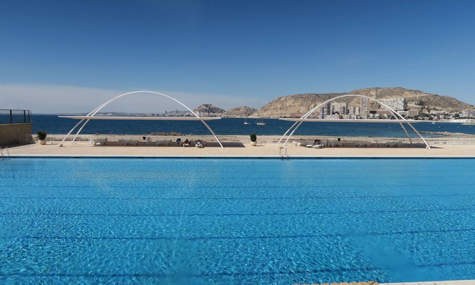 Cabo de las Huertas Apartamento | Vistas infinitas al mar (con WI-FI) Vista previa del anuncio