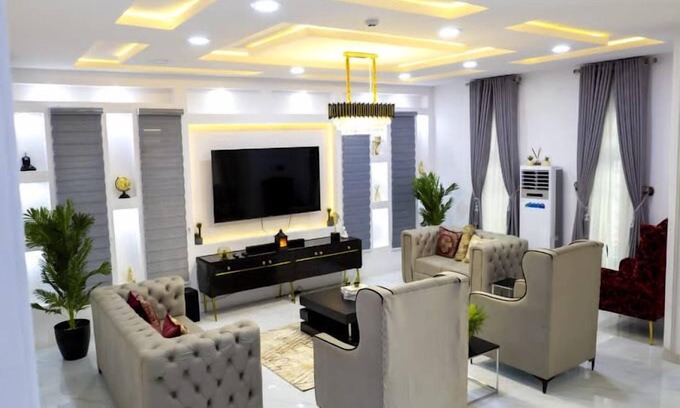 Ojodu Apartamento | Infinity Gold Homes