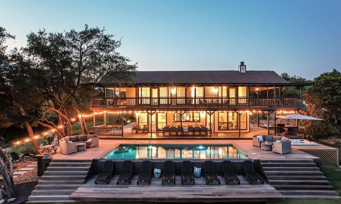 Leander Casa | Infinity Pool Paradise|10-Acre Hill Country Escape