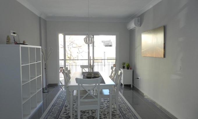 El Ejido Apartamento | Infostays Campus Center