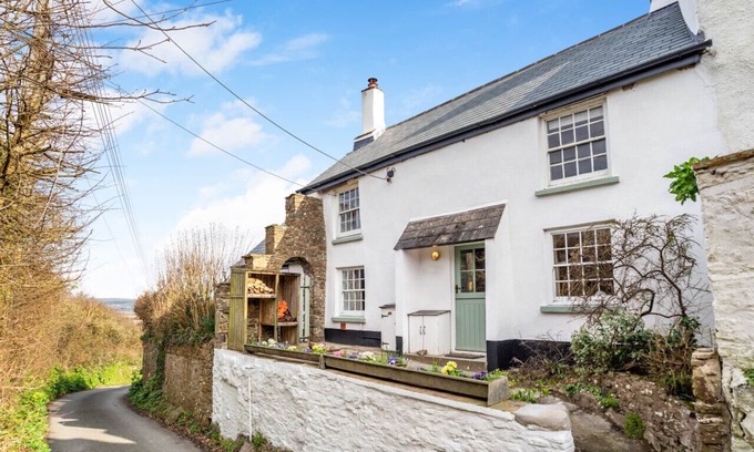 Instow Casa | Inglenook Cottage, Instow