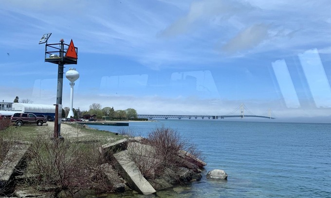 Indian River Cabaña | Canal Interior / Lago Mullett / Indian River / Cheboygan, Área de Michigan