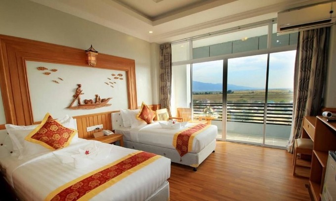 Yawnghwe Hotel | Inle Cherry Queen Hotel