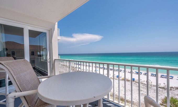 Clipper Cove Condominio | The Inn At Crystal Beach # 510b: condominio de 2 dormitorios / 2 baños en Destin, para 6 personas