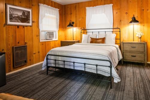 Groveland Hotel | Inn at Sugar Pine Ranch