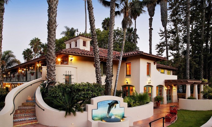 West Beach Hotel | Inn By The Harbor