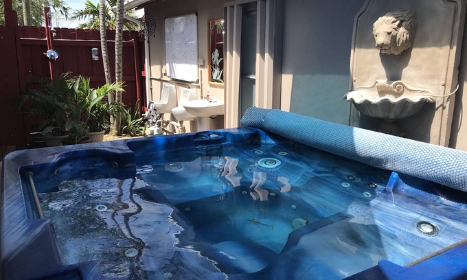 Harbordale Casa | Inn Leather Guest House - Male Only LGBT