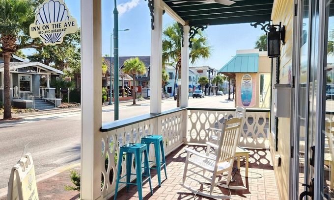 New Smyrna Beach Cama Y Desayuno | Inn On the Avenue