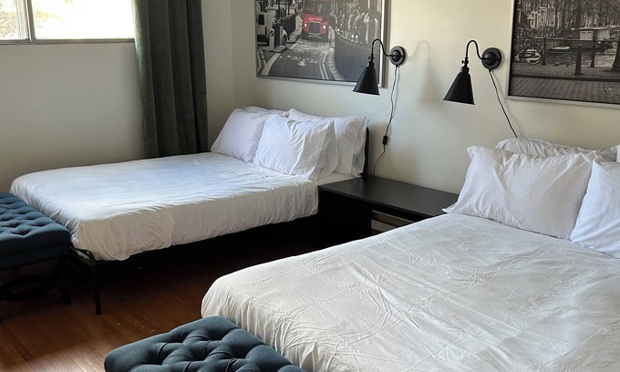 Southwest Calgary Condominio | Inner city close to Stampede and Stanley Park