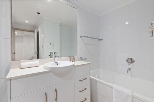 Waterloo Apartamento | Inner-city Stay with Pool and Gym Access