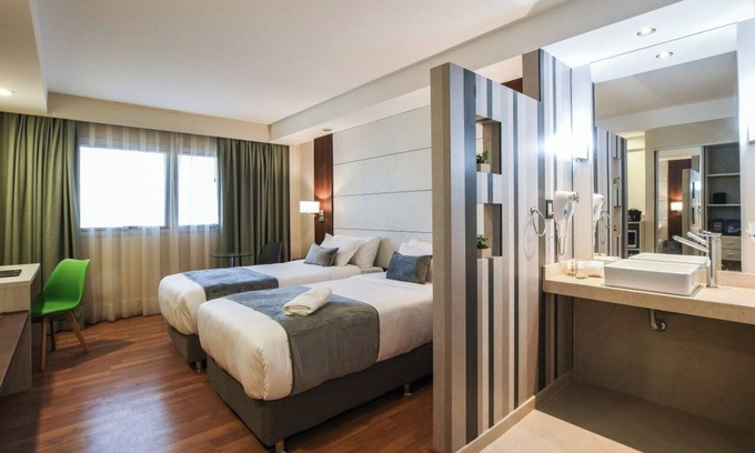 Centro Hotel | Innovo
