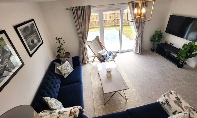 Kincraig Casa | Insch House - Retreat Group