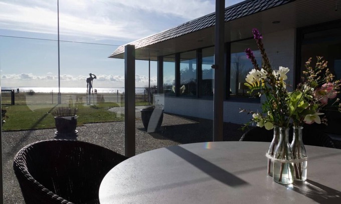 Fehmarn Casa | Inselblume 82 - Bungalow on the south beach with sea view