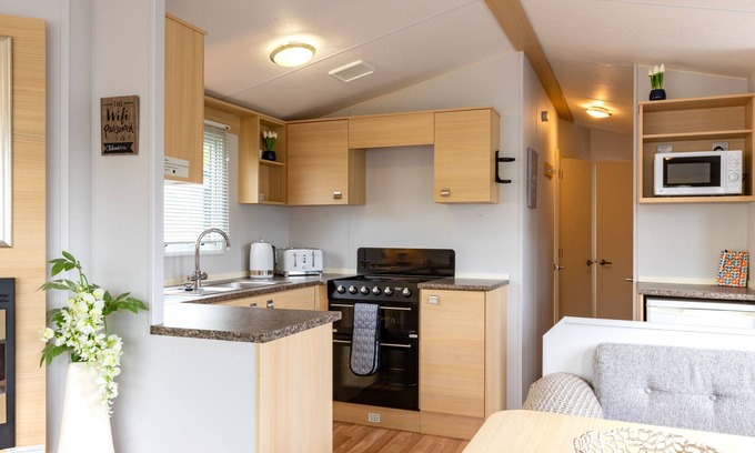 Tewitfield Cabina | Inside No. 9 Retreat