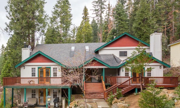 Yosemite West Casa | Inside Yosemite Winter Wonderland