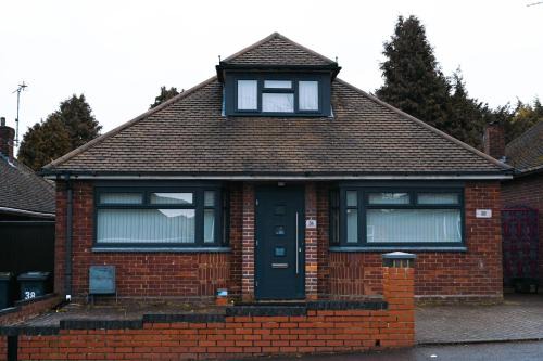 Luton Casa | Instant Home
