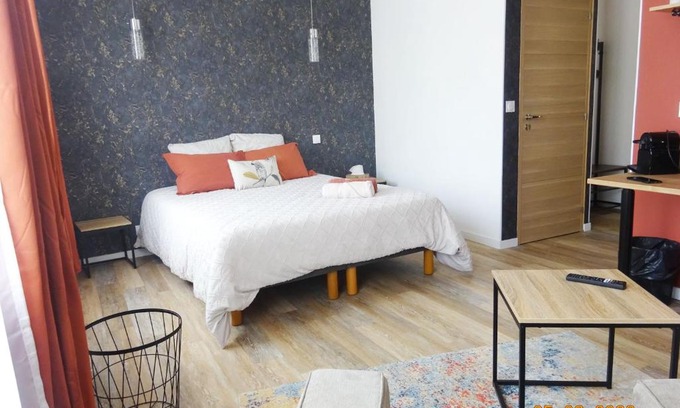 Nogent-le-Rotrou Apartamento | Intello - studio tout confort centre-ville Nogent-le-Rotrou