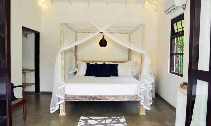 Cheena Kotuwa Cabina | Intimate Bungalow in Jungle Garden 10 min to Beach