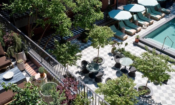 Fishtown Hotel | Intimate Queen Room with Artistic Details & Plush Bedding