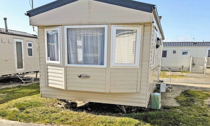 Caister-on-Sea Casa | Introducing the Willerby Herald, a 2-bedroom caravan designed with your comfort.