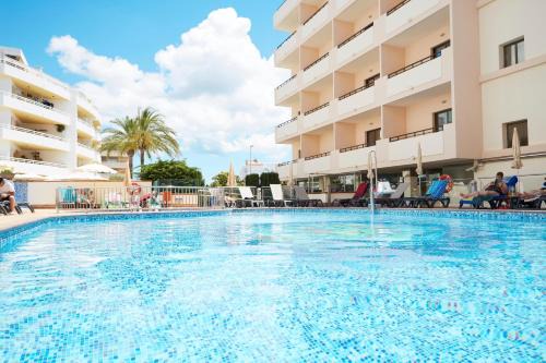 Santa Eulalia del Río Hotel | Invisa Hotel La Cala