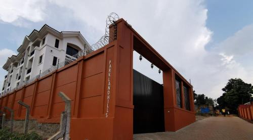 Kampala Apartamento | Inviting 1-Bed Apartment in Kampala