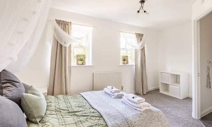 Preston Apartamento | Inviting 2-Bed Apartment in London by Gordy Duncan