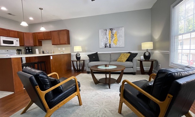 Johnson City Casa | Inviting 2BR Townhome | Garage + Modern Style