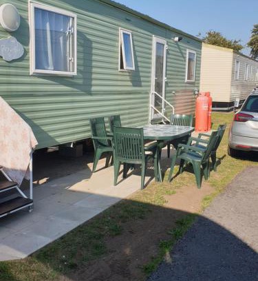 Porthcawl Chalet De Esquí | Inviting 3-Bed Caravan in Porthcawl