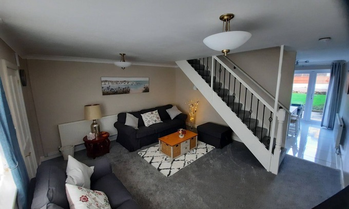 Trentham Casa | Inviting 3-Bed House in Trentham